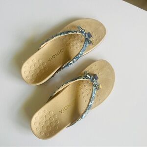 Vionic Women's Floral Bella Thong Orthotic‎ Sandals, Size 7